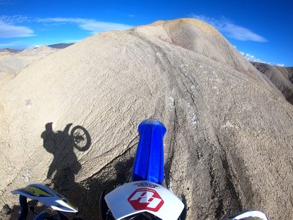 point of view on dirt bike at Peach Valley ohvenduro